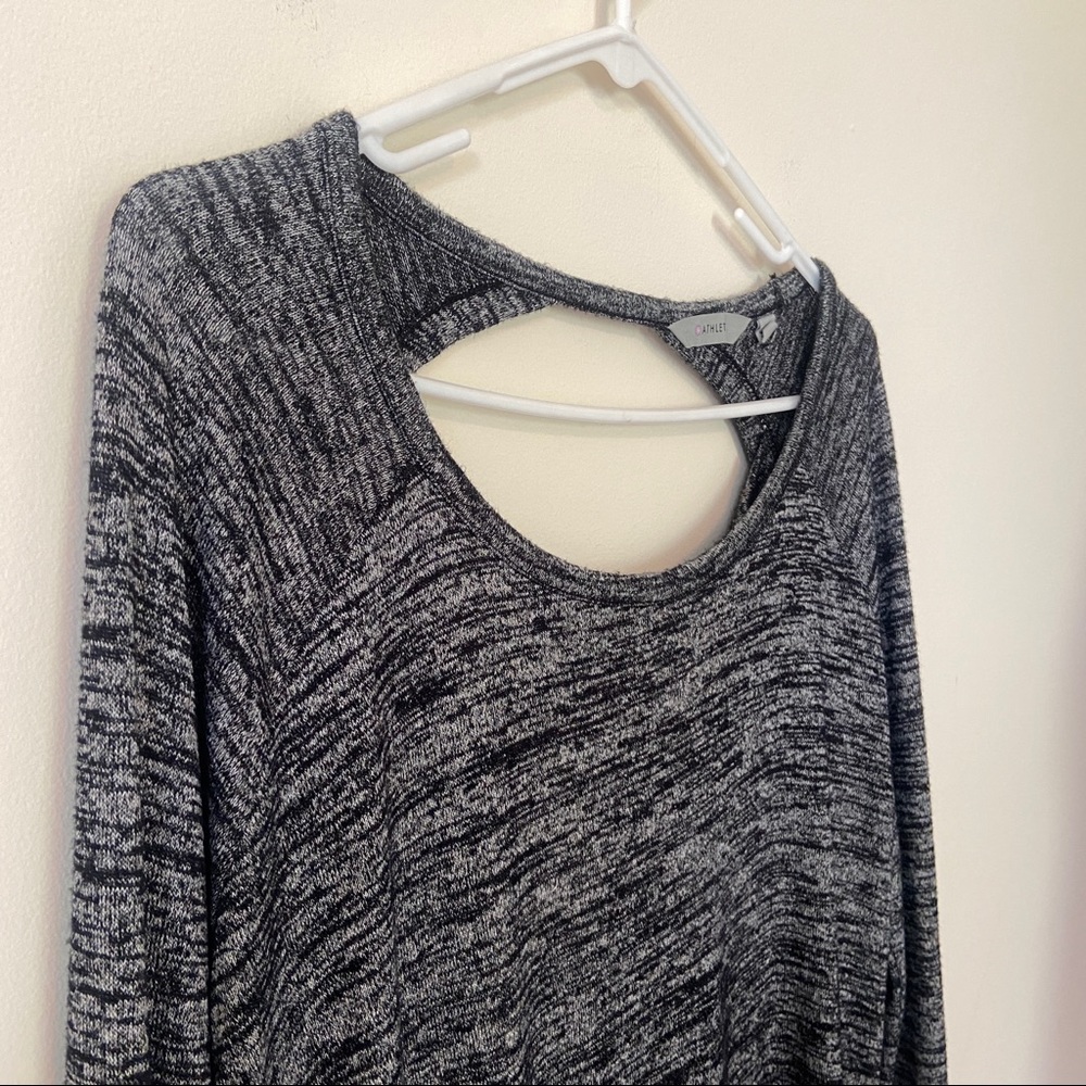 Athleta Open Back Top - Picture 4 of 6